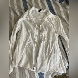 From tillys shorts small for medium! And shirt fits small and xs !